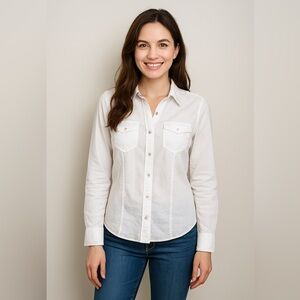 GAP White western women’s size small Cotton snap Shirt